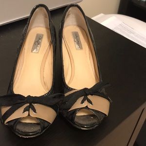 Peep toe kitten heels